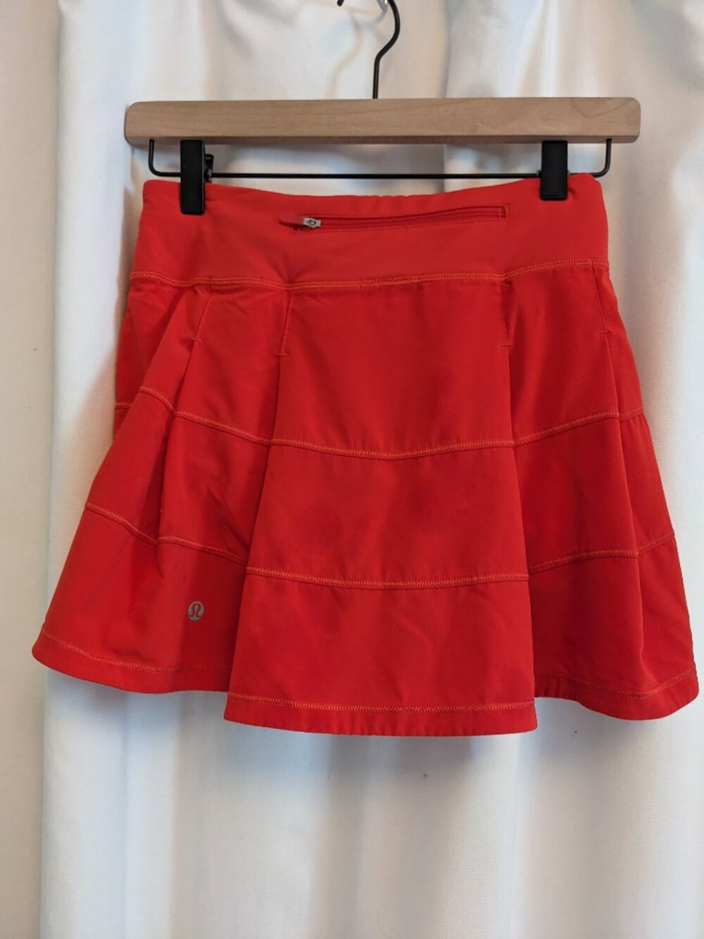 Lululemon Pace Rival Mid Rise Skirt Skort Tiered Panels Persian Red Women Size 2